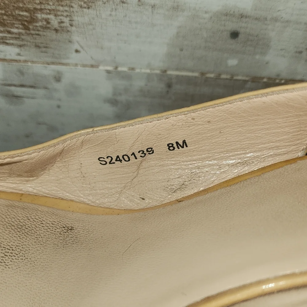Stuart Weitzman Beige Patent Leather Jean Wedge Sandals - Picture 3 of 6